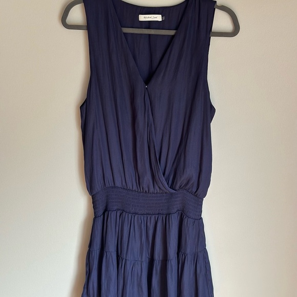 Mustard Seed Navy Blue Elastic Waist Tiered Ruffle Skirt V-neck Dress Medium - Picture 2 of 8